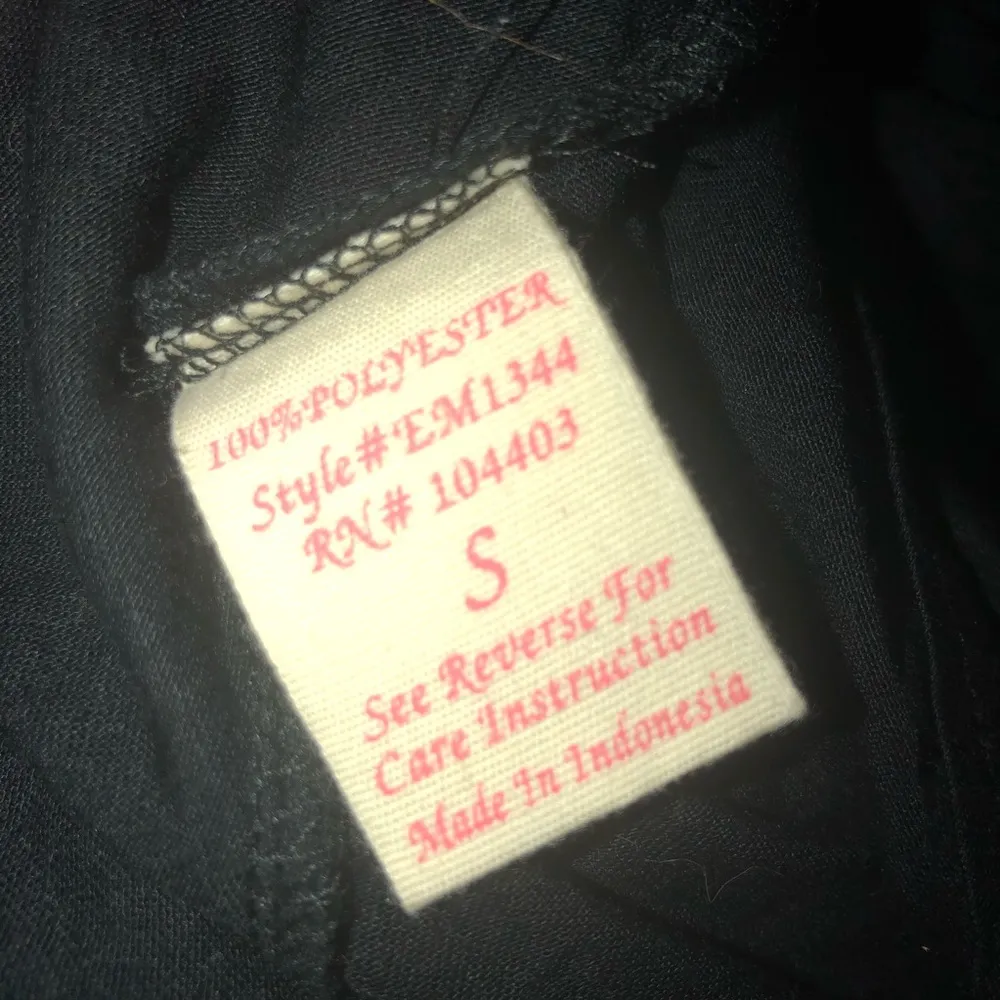 E & M handkerchief hem tank top - Image 6