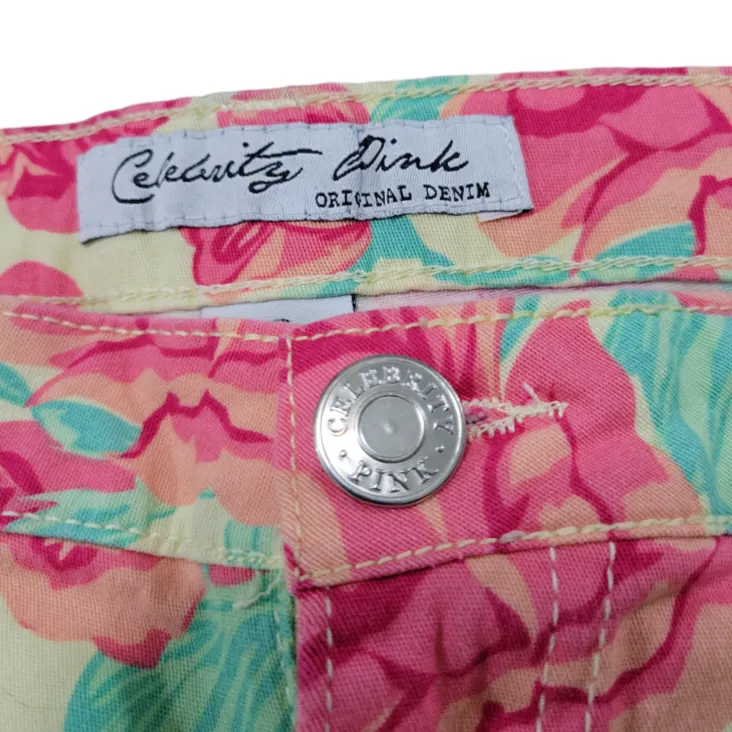 Celebrity Pink Shorts Size 9 31"x3" Lemon Creme Denim Shorts Jean Shorts Floral Women's Shorts  - Image 4