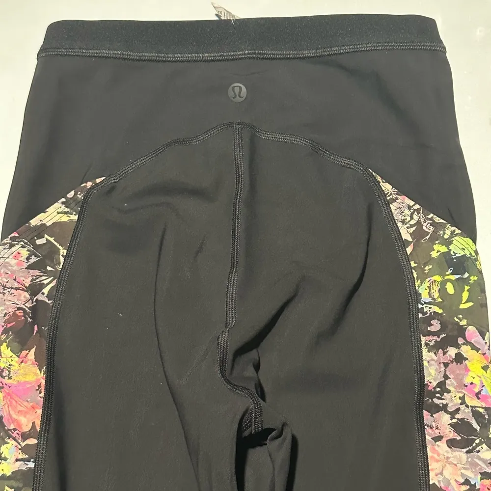Lululemon Waterside  UVP LS Black / Stencil Blossom Pink Multi Set M/4 - Image 10