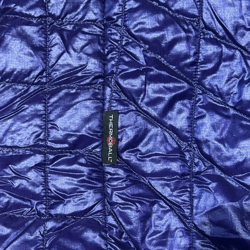 The North Face  Thermoball Jacket - Image 10