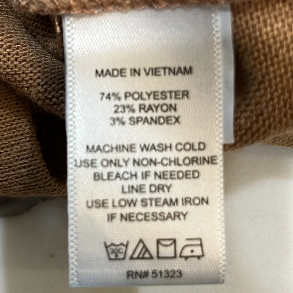 Nordstrom “1 State” camel 🐪 color crossover long sleeve sweater - Image 4