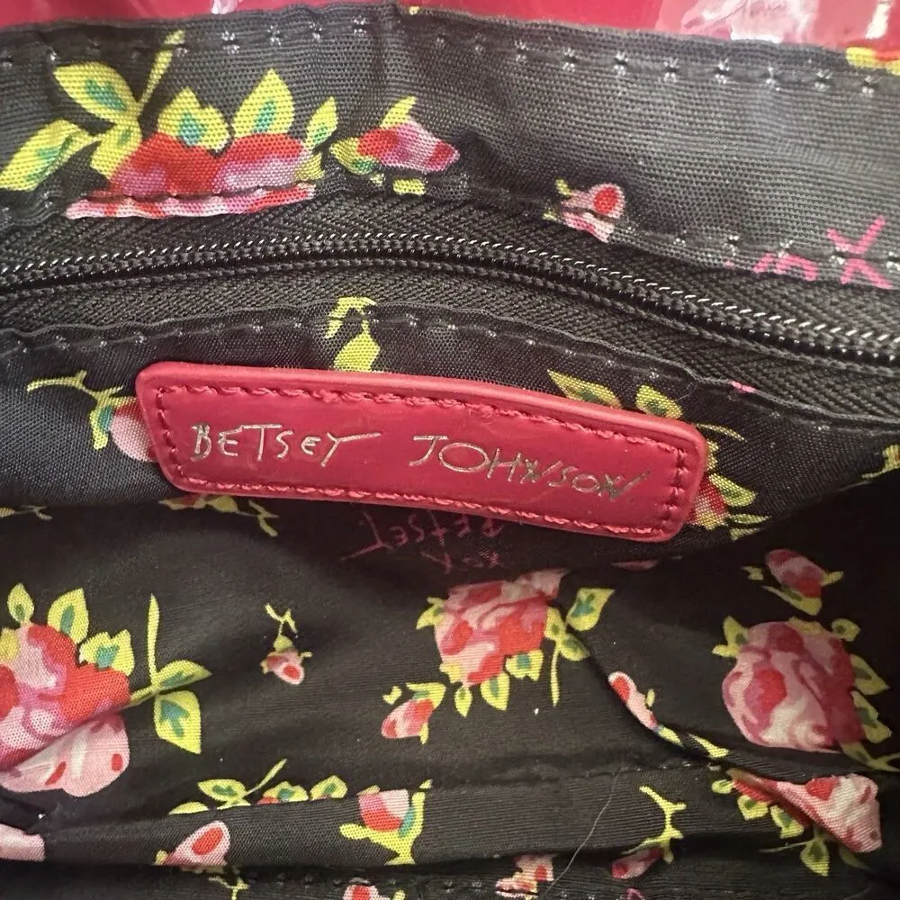 Betsey Johnson Quilted Chain Strap Convertible Crossbody Bag Y2K Coquette Barbie - Image 13