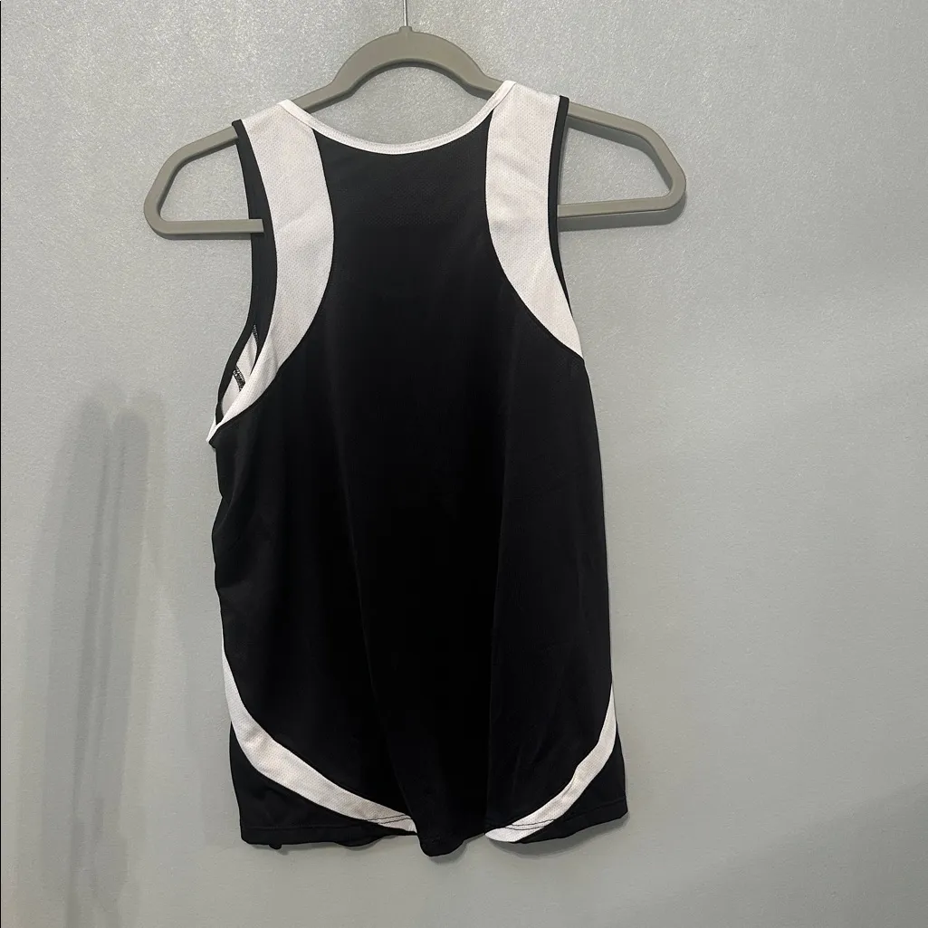Asics‎ Black & White Athletic Tank Top - Image 4