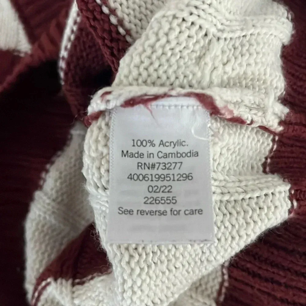 SO Sweater vest small oversized knit pull over sweater layering preppy equestrian - Image 7