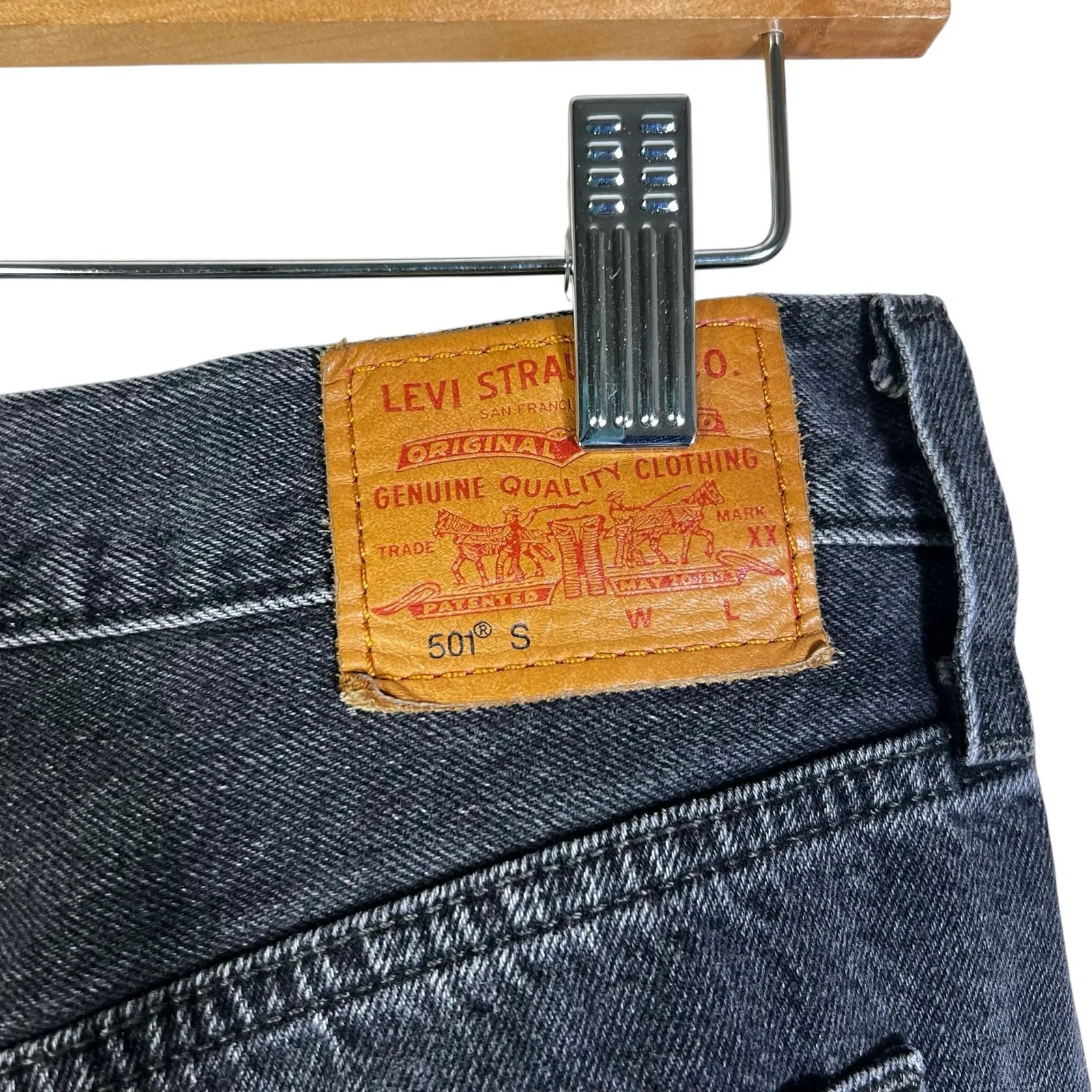 Levi’s Premium 501 Skinny Jeans Womens 28 Black Distressed High Rise Grunge - Image 5