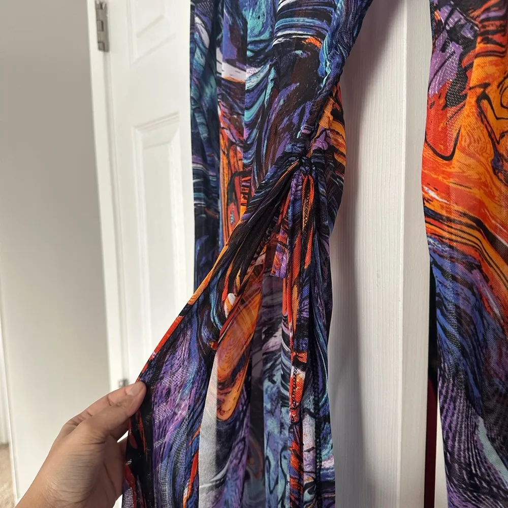 Artistic mesh swim cover - Image 4