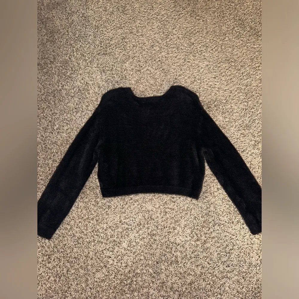 Pull & Bear  black sweater - Image 2