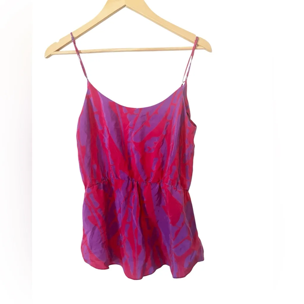 Amanda Uprichard Pink and Purple Abstract 100% Silk Faux Wrap Top‎ Size Medium - Image 2
