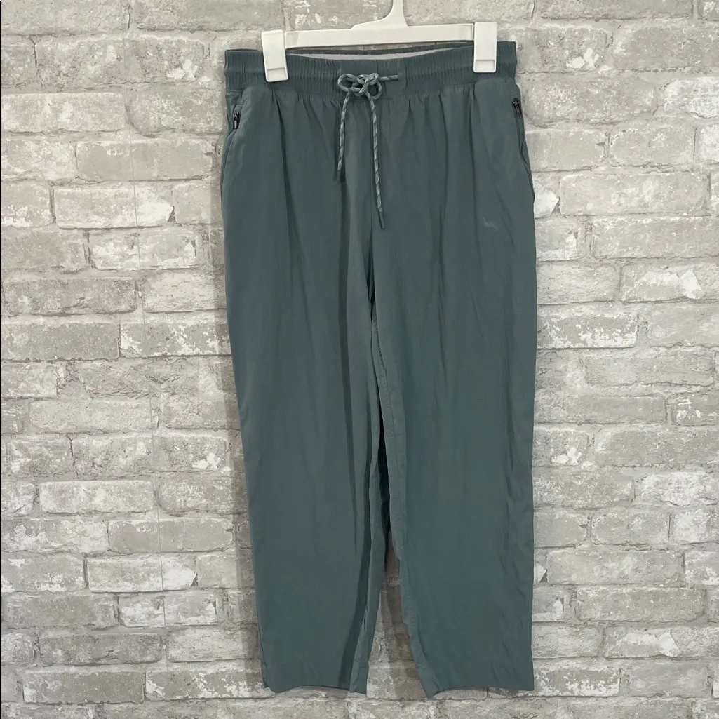 Athleta Trekkie Straight Crop Pant - Image 2