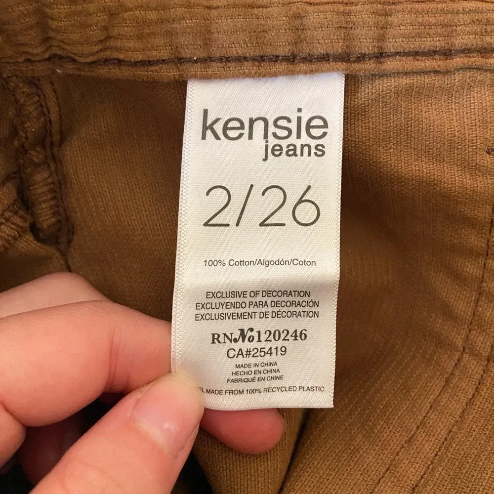 EUC | Kensie‎ Jeans women’s “the skirt” corduroy buttoned miniskirt — size 2 - Image 5