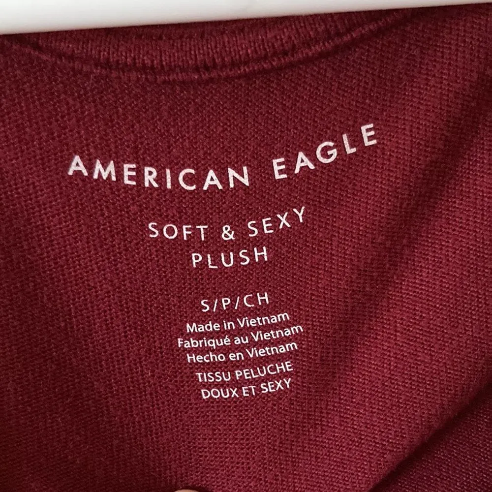 American Eagle Soft & Sexy Plush Long Sleeve Shirt V-Neck Soft Size Small Red - Image 2