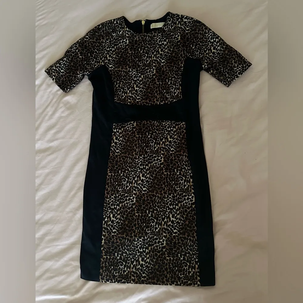 Michael Kors Classy Leopard Cheetah Print Size Small Dress - Image 3