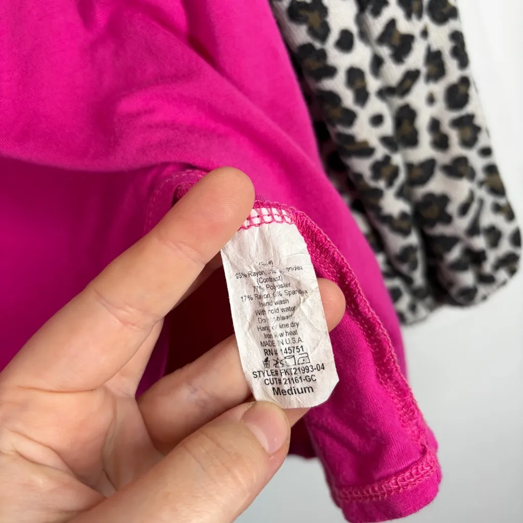 Pink Lily Leopard Sleeve Long Sleeve Top Size Medium - Image 7