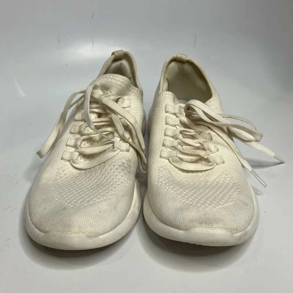 Fabletics Easton all white knit sneakers size‎ 10 - Image 3