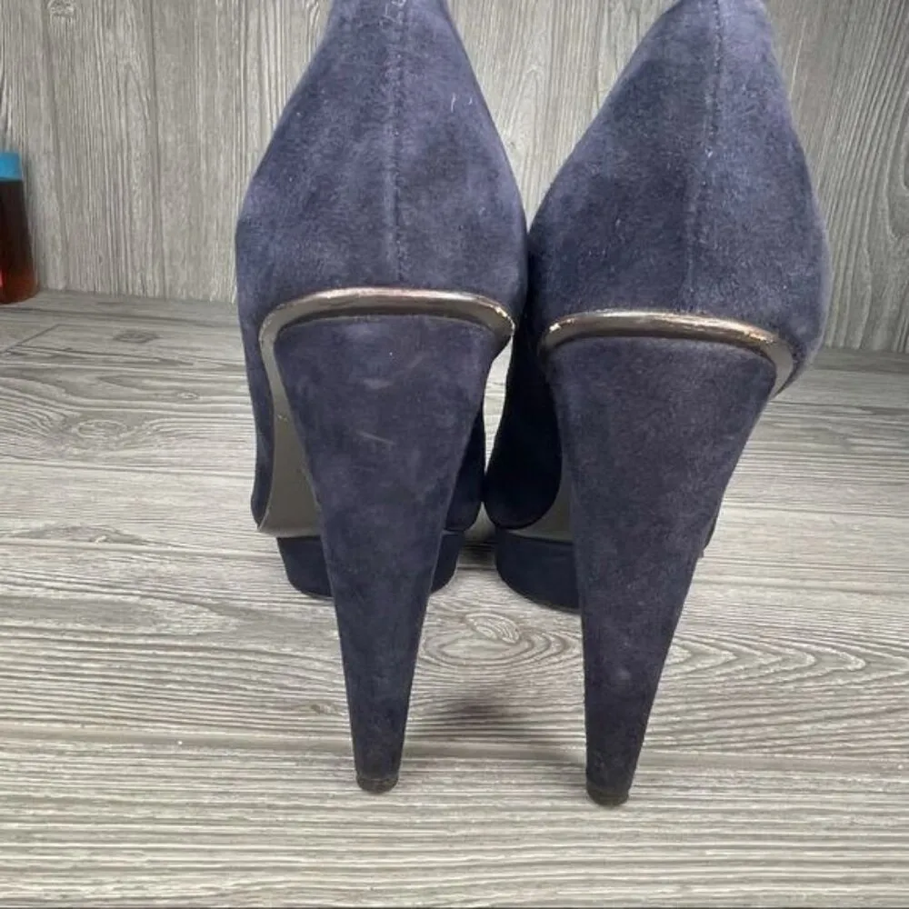 Vintage Elizabeth and James black / blue stiletto heeled pumps size 7 - Image 4