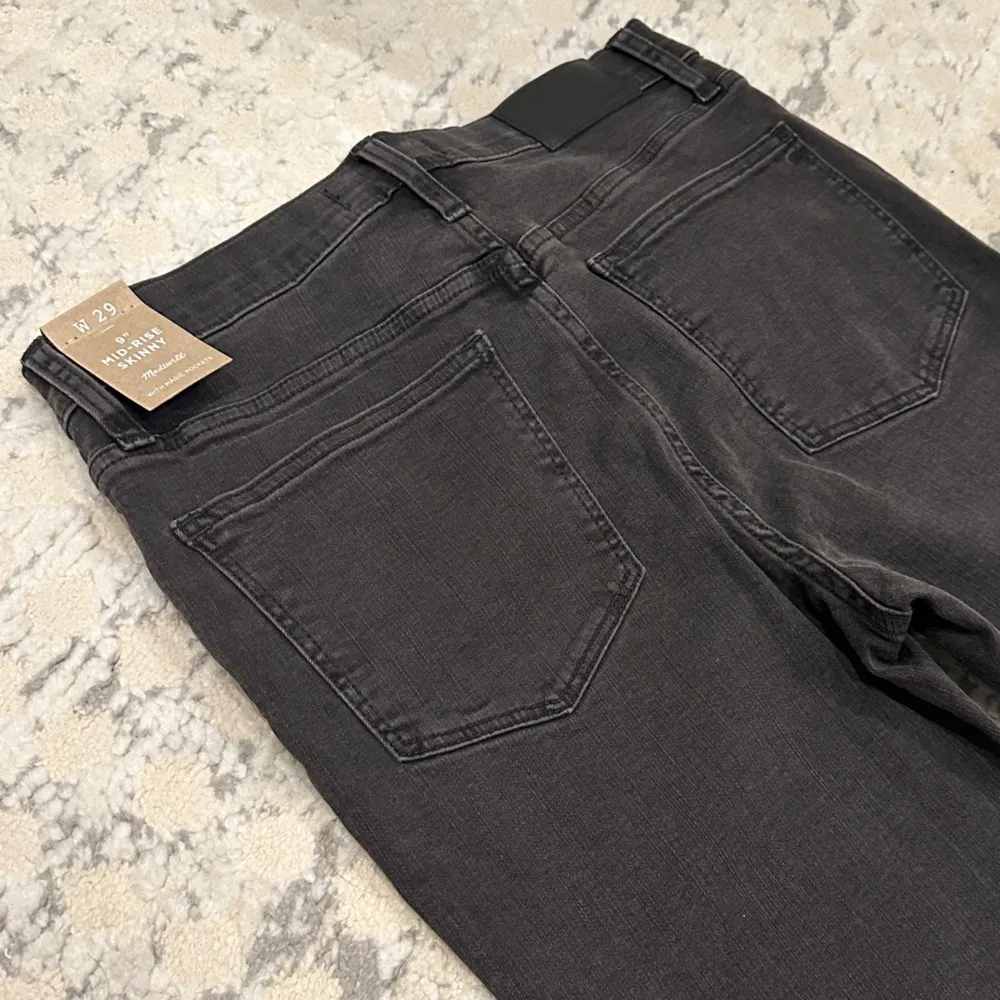 Madewell Middle School-Rise Skinny - Image 4