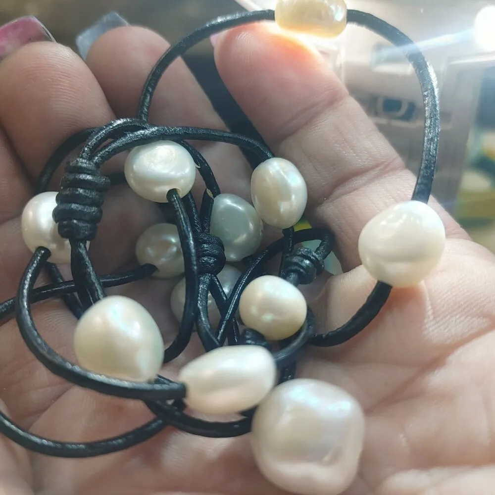 Necklace Handcrafted Pearl Leather Cord Lariat Style 24 inches Black - Image 9