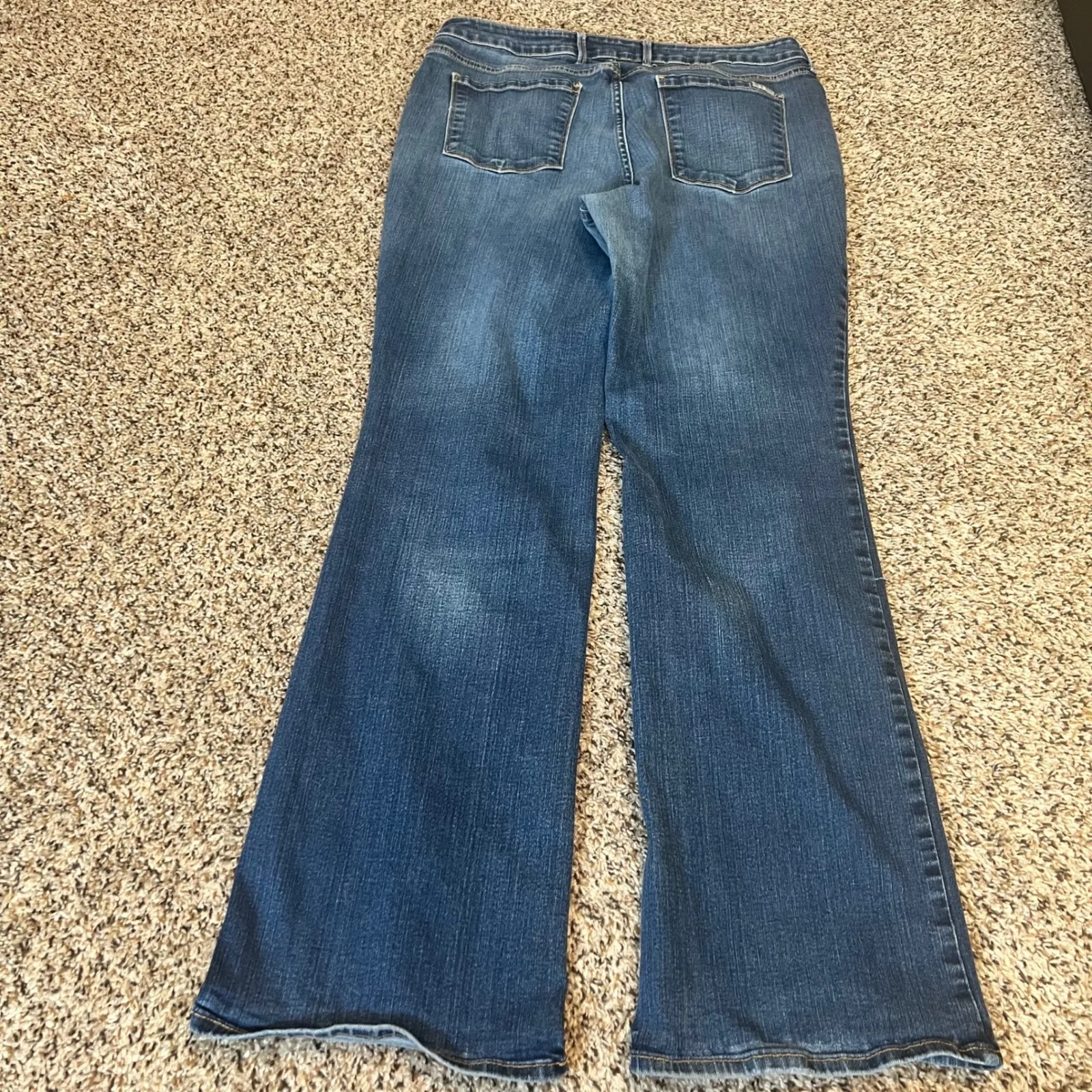 Eddie Bauer Women's Size 14 Bootcut Jeans Medium Wash Cotton Blend - Image 9