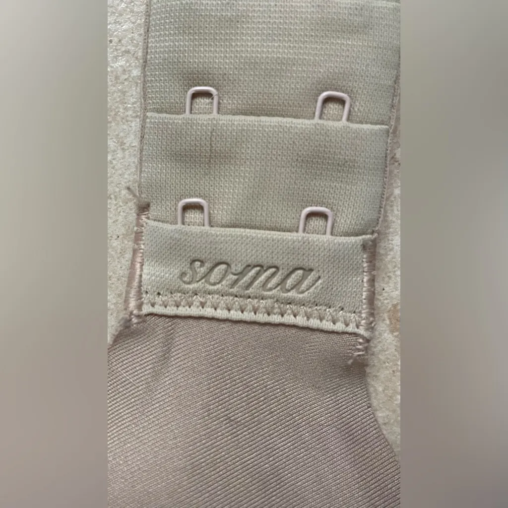 Soma Vanishing Back Full Coverage Smoothing Padded Bra Women's Tan Size 34C - Image 6