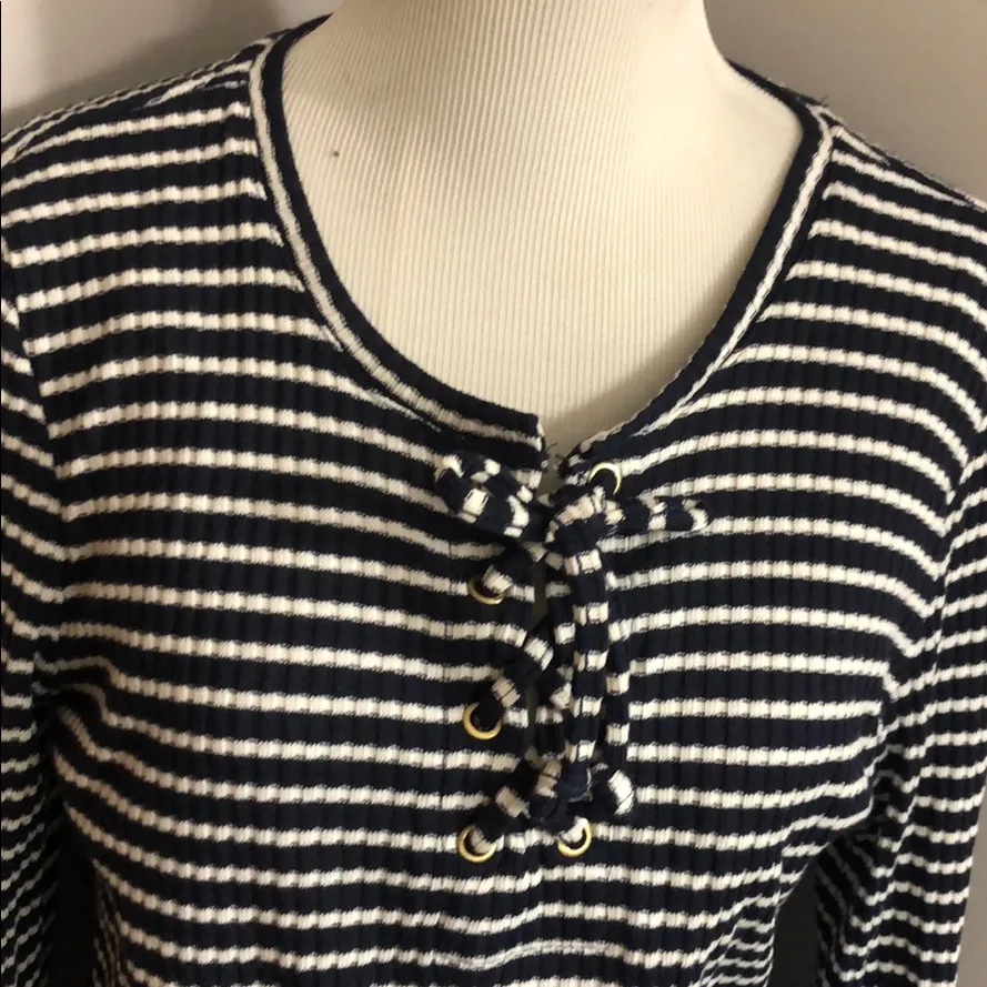 New Michael Kors ribbed knit top navy blue - Image 4
