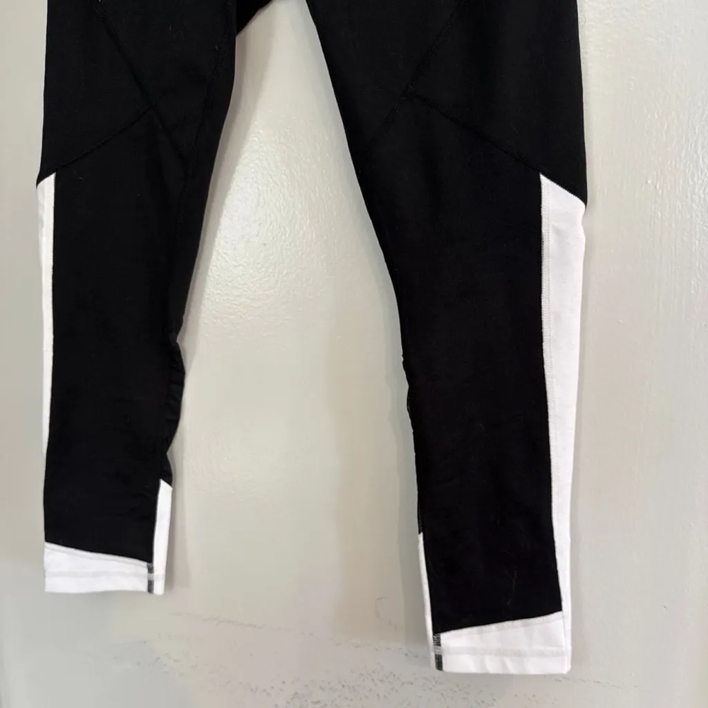 MOVING SALE - Zella black white mesh detail cropped leggings - Image 6