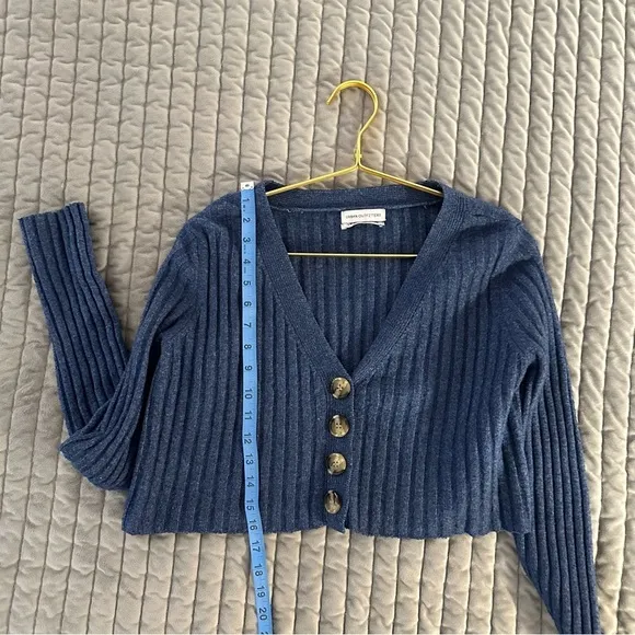 Urban Outfitter Cropped ribbed Cardigan in‎ Blue Size Small - Image 6