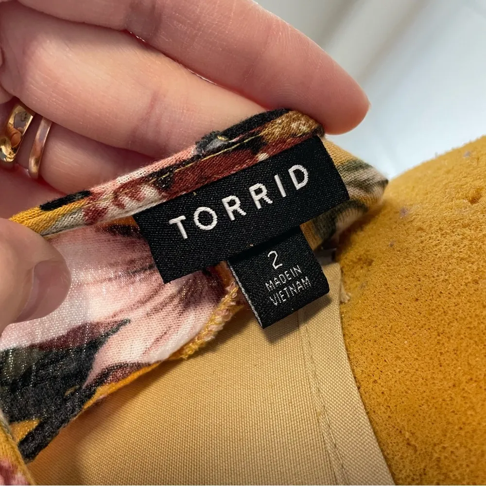 Yellow Floral Fit and Flare Crinkle Gauze Top - Image 7