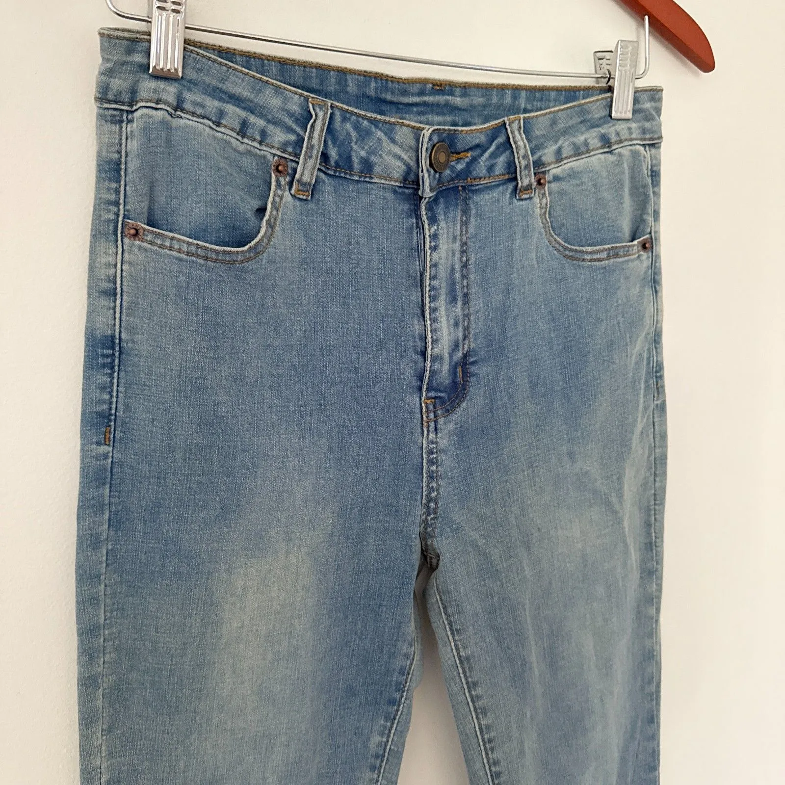 NWT Aaron and Amber Light Blue Flare Bell Bottom Jeans Raw Hem High Waist Sz M Size M - Image 8