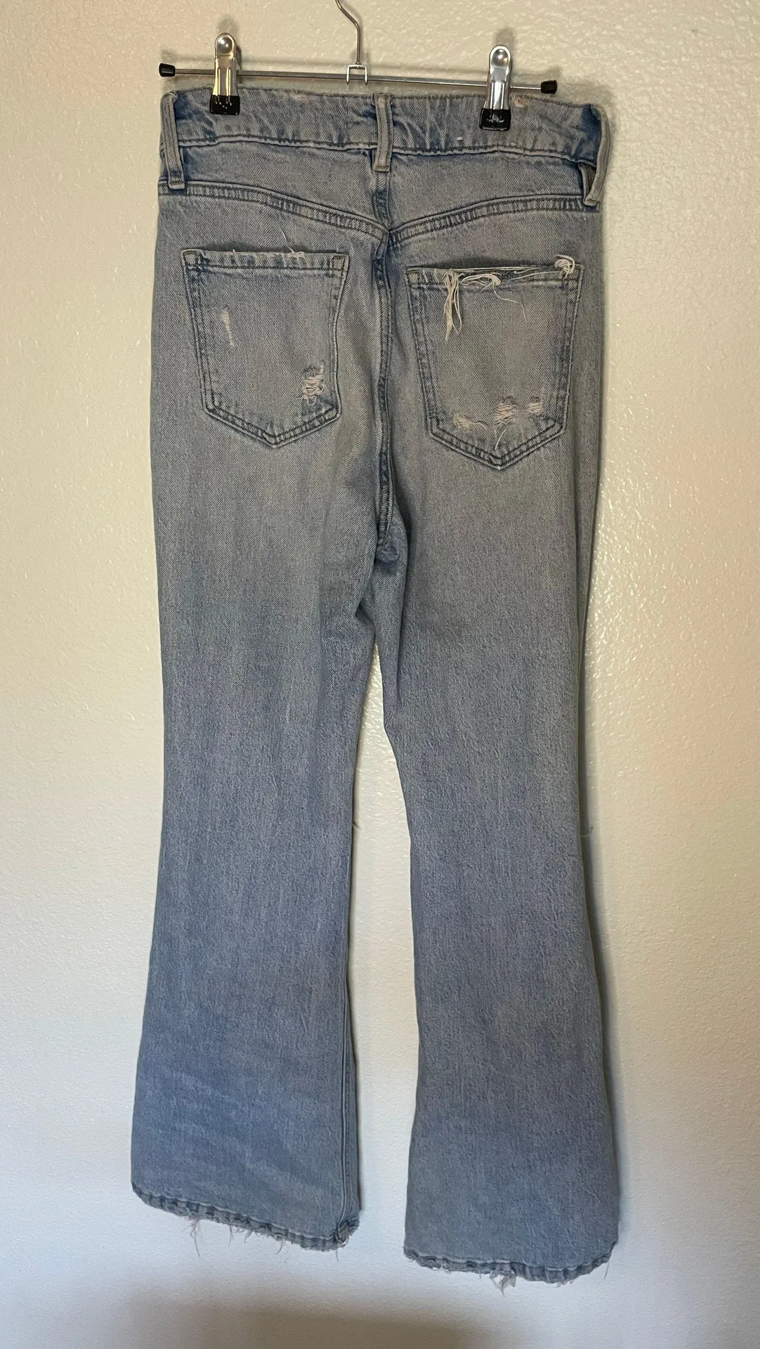 Ripped Jeans - Image 3