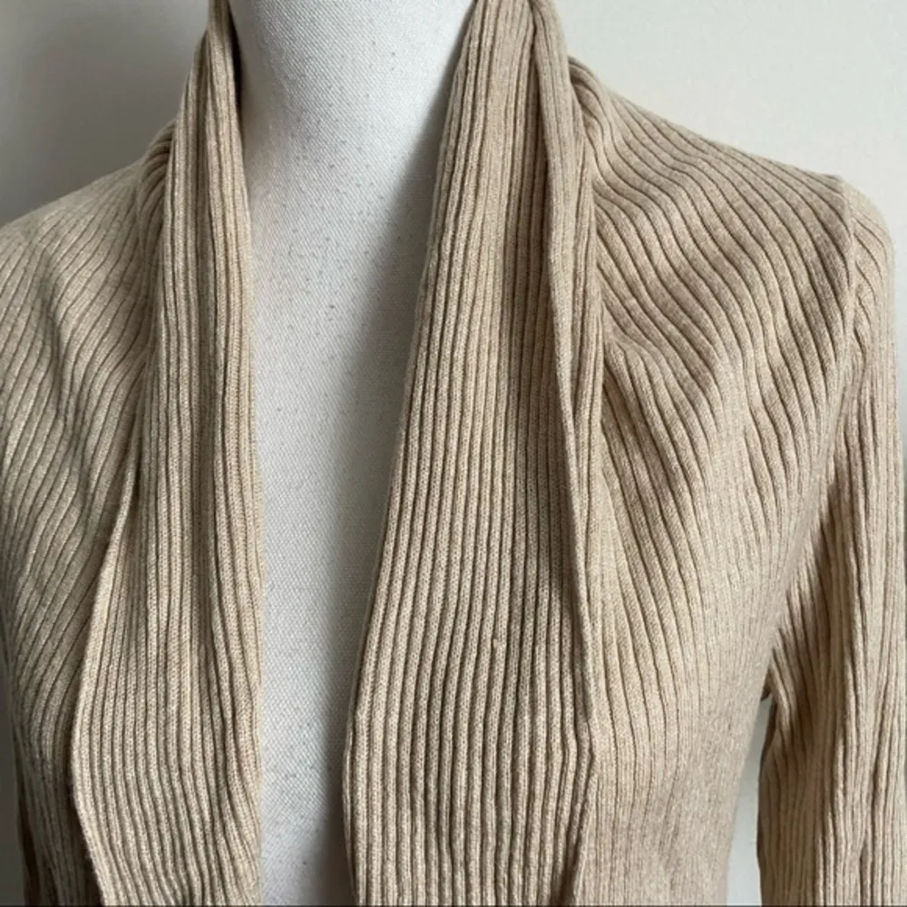 Leith  • Cream Oatmeal Colored Ribbed Cardigan - Image 26