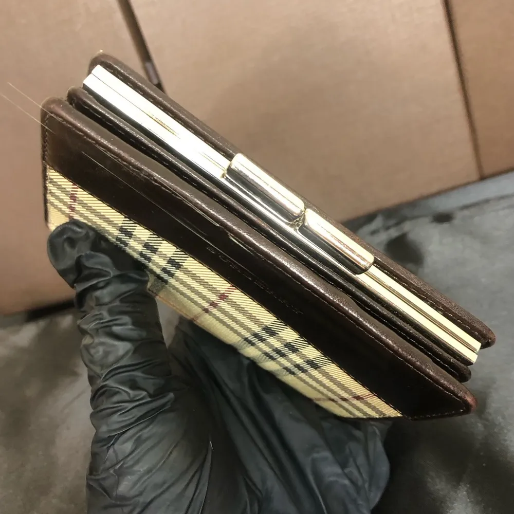 BURBERRY Nova Check Compact Brown Leather and Canvas Kisslock Wallet - Image 3