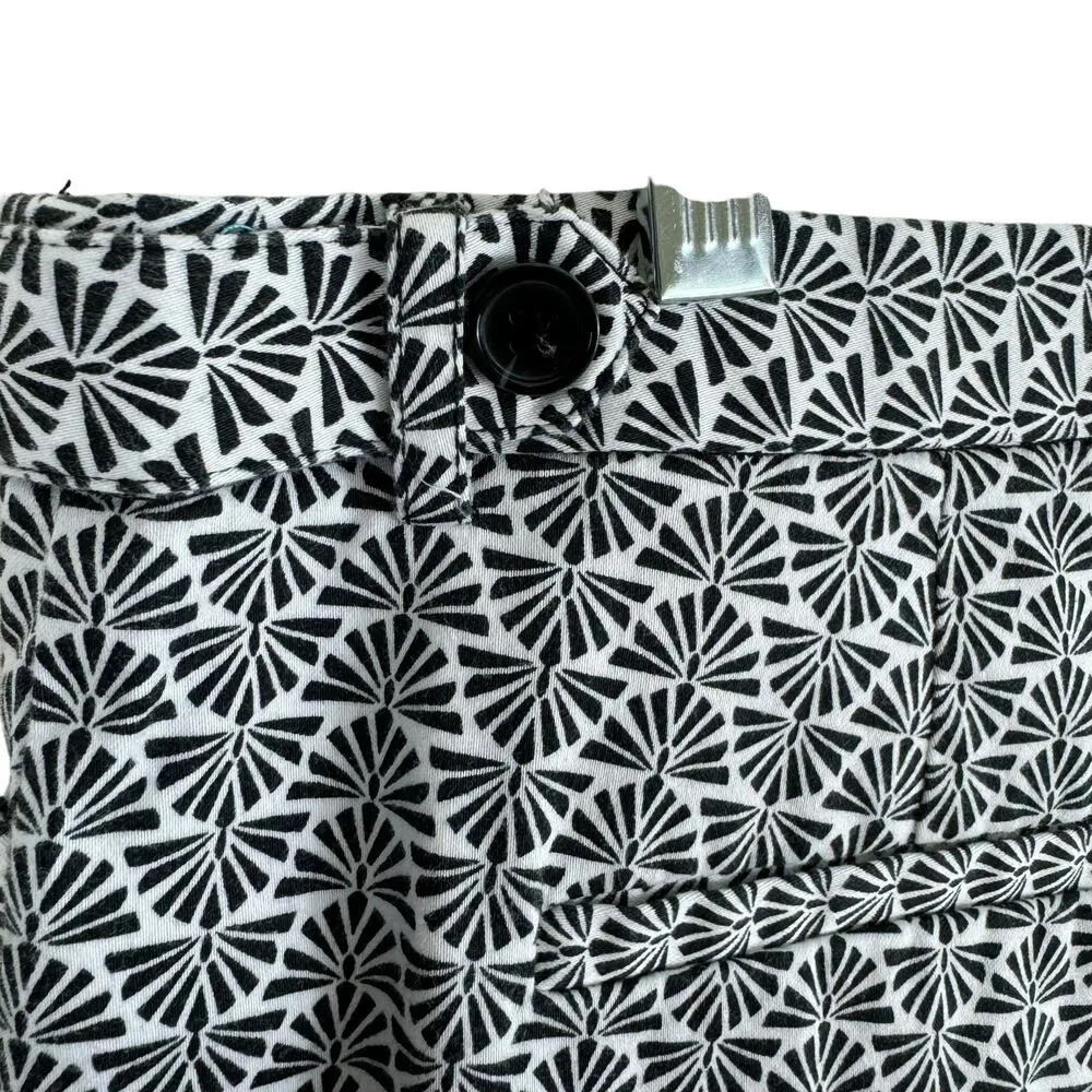 Laundry By Shelli Segal Black White Fan Print Cotton Chino Shorts Size 10 - Image 6