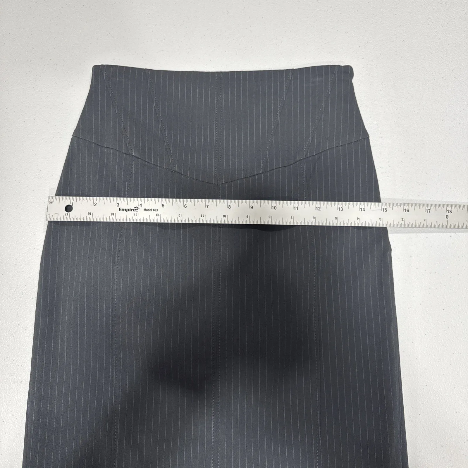 Express Design Studio Pencil Skirt Womens Sz 0 Gray Pinstripes High Rise Bodycon - Image 8