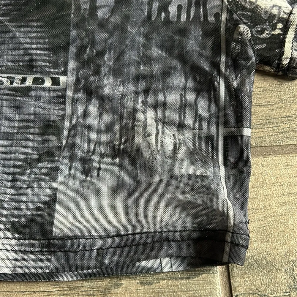 Mesh cropped Tshirt - Image 2