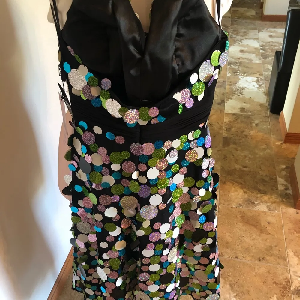 Colors Size 6 Halter Iridescent Shimmer Sequin Disc Party Dress Homecoming NWT Black - Image 4