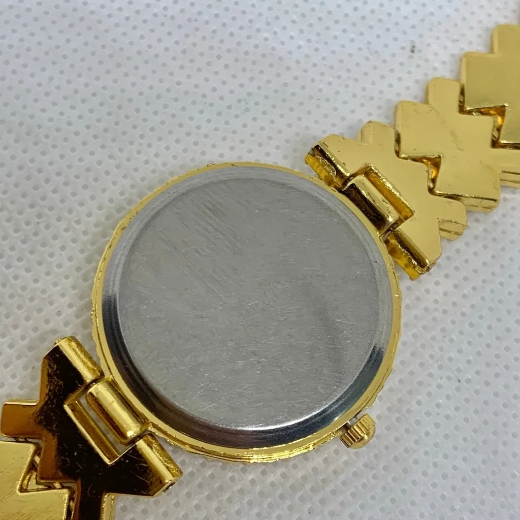 Women’s gold tone wrist watch iced dial rhinestones quartz 29mm round running - Image 6