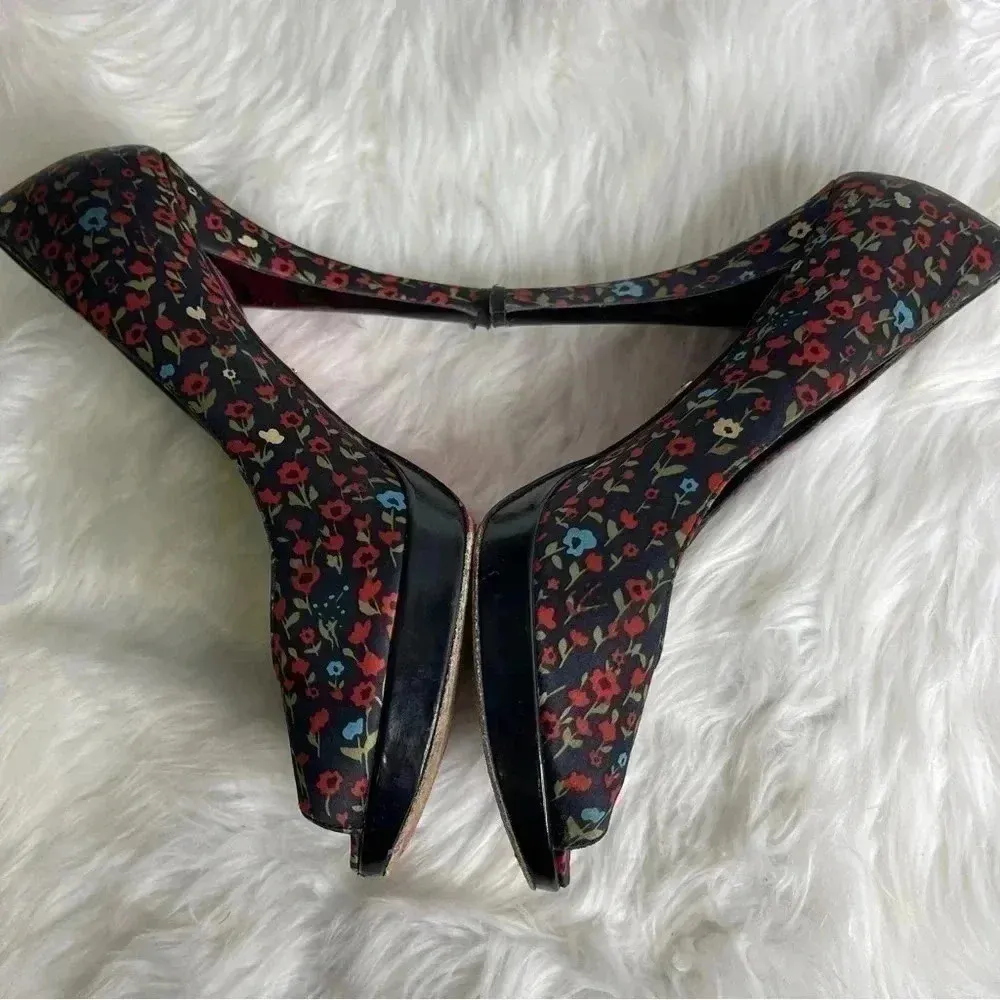 Betsey Johnson Satin Flower Pumps Size 7.5 Shoes Peep Toe Rosy II Black y2k - Image 8
