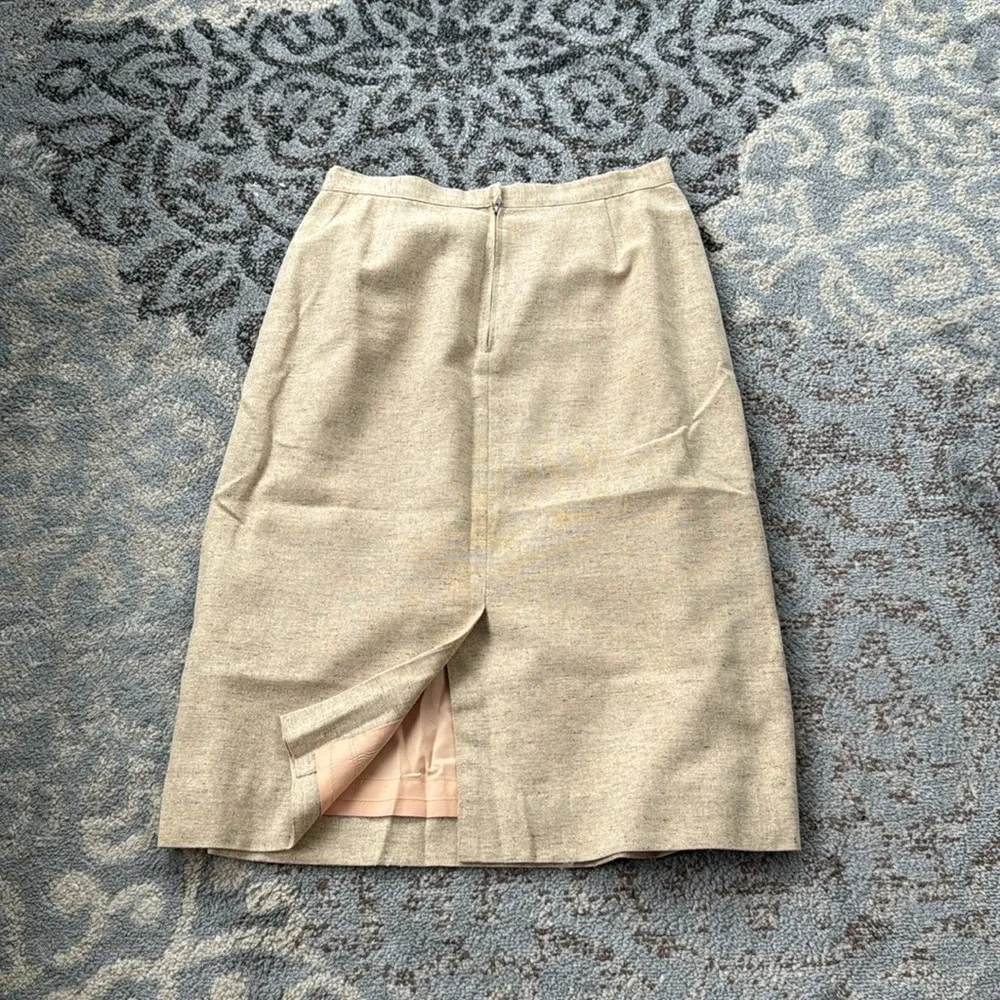 Vintage Robert Arthur Union Made Blazer and Skirt Suit Set w/ Belt Tan 12 - Image 11