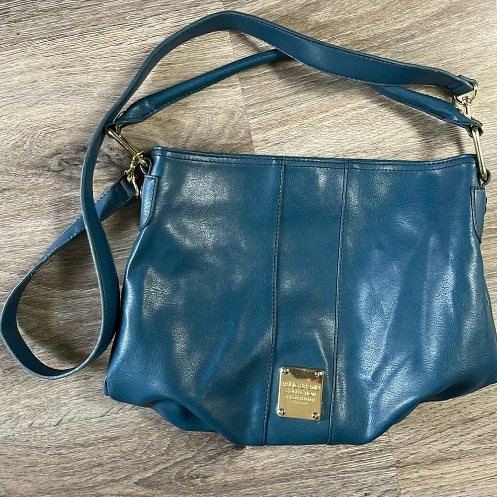 Relic  Shoulder Bag - Image 2