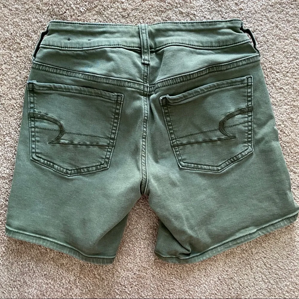 American Eagle Army Green Midi Denim Shorts Size 0 - Image 6