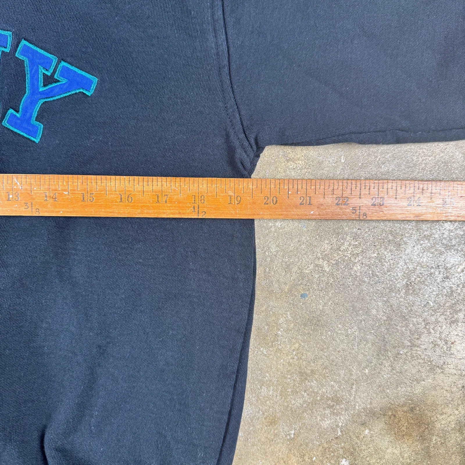 Vintage‎ Tommy Hilfiger Spell Out Sweatshirt Black Blue Green 90s Crewneck L - Image 6