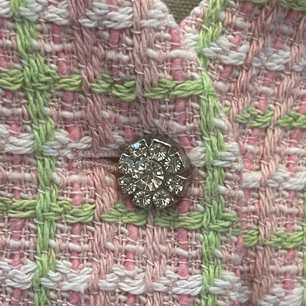 Zara Pink & Green Tweed V Neck V Back Rhinestone Buttons Cropped Vest Sz XXL - Image 5