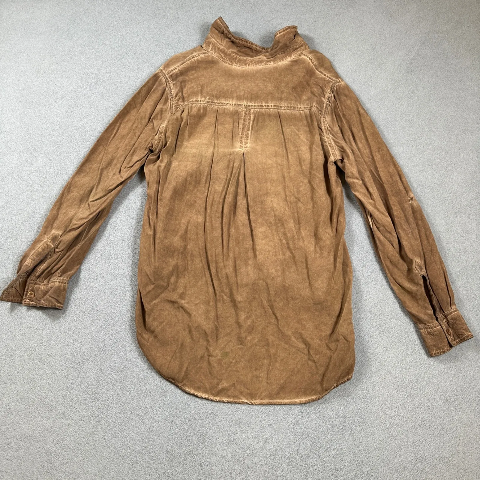 Velvet Heart Button Down Shirt Top Womens M Brown Washed Distressed Collared - Image 2