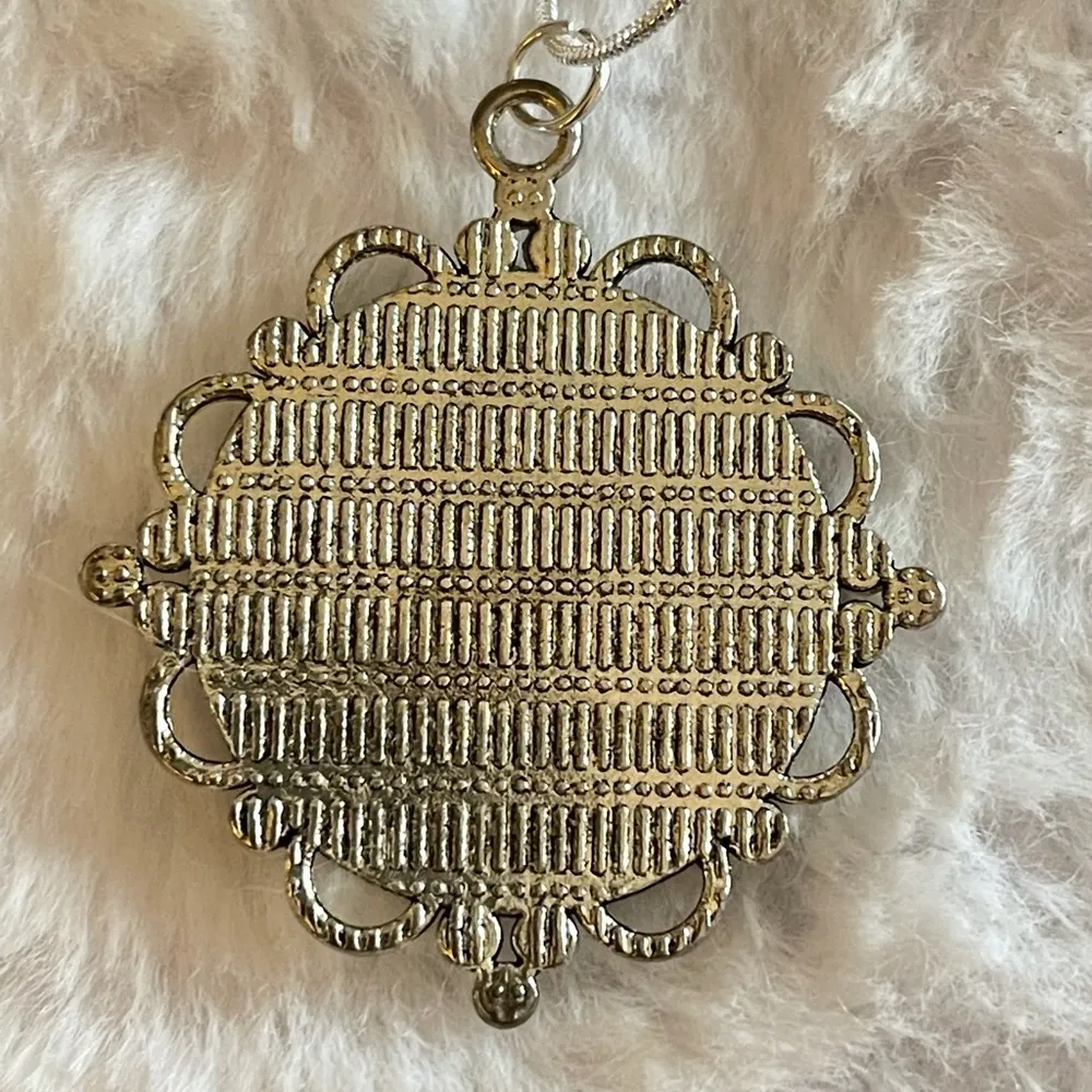 Handmade green and silver glass gem galaxy pendant necklace - Image 2