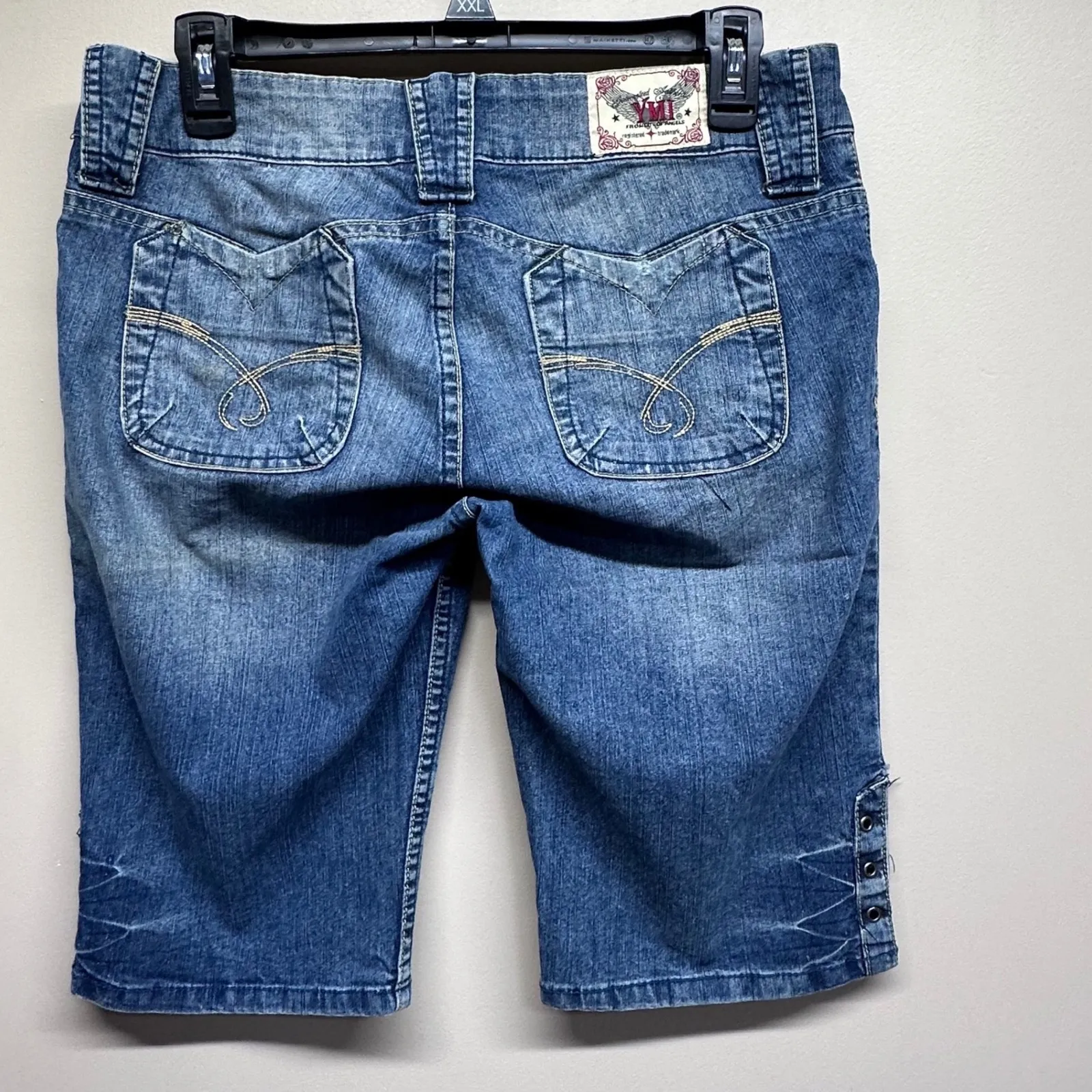 YMI Jeans USA Womens Size 9 Blue Denim Capri Shorts Button Fly Studded Detail - Image 2