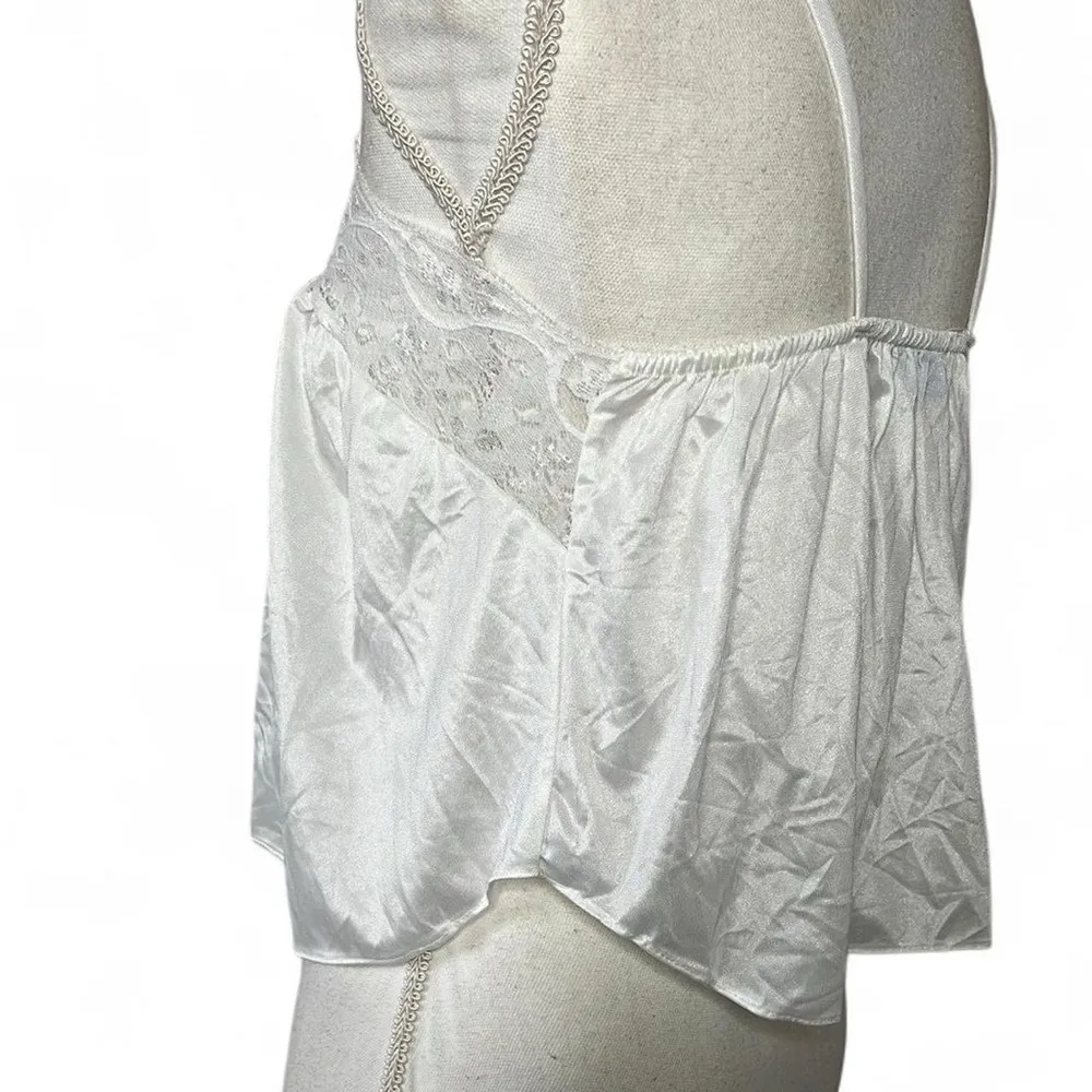 Vintage White Cami Size L - Image 4