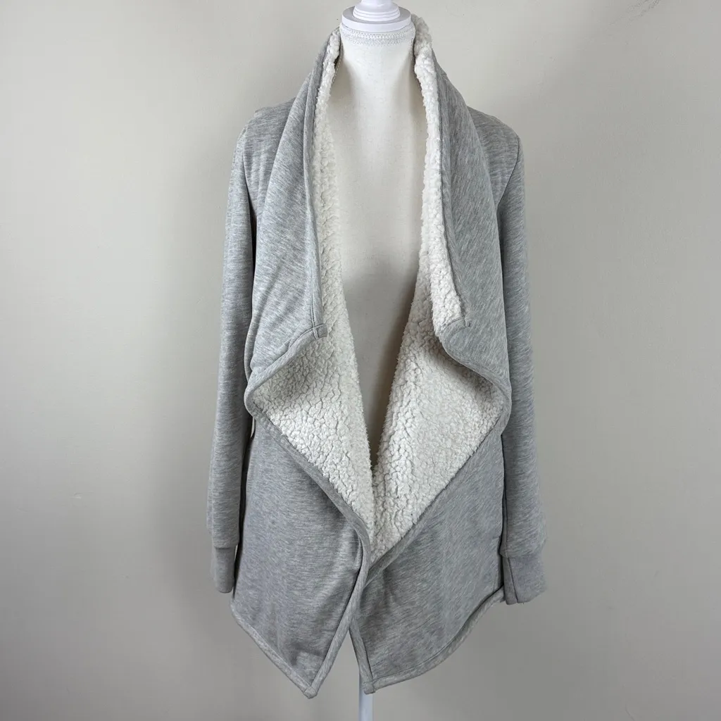 Abercrombie & Fitch Sherpa Lined Scarf Neckline Open Cozy Cardigan Grey Small - Image 2
