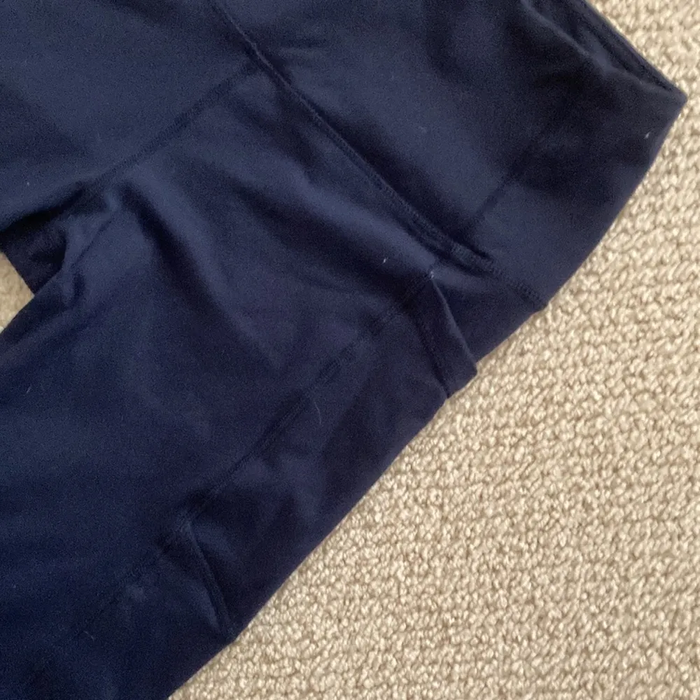 Senita Athletics High Rise Full Length Leggings Navy Blue Pockets Like New Small - Image 3