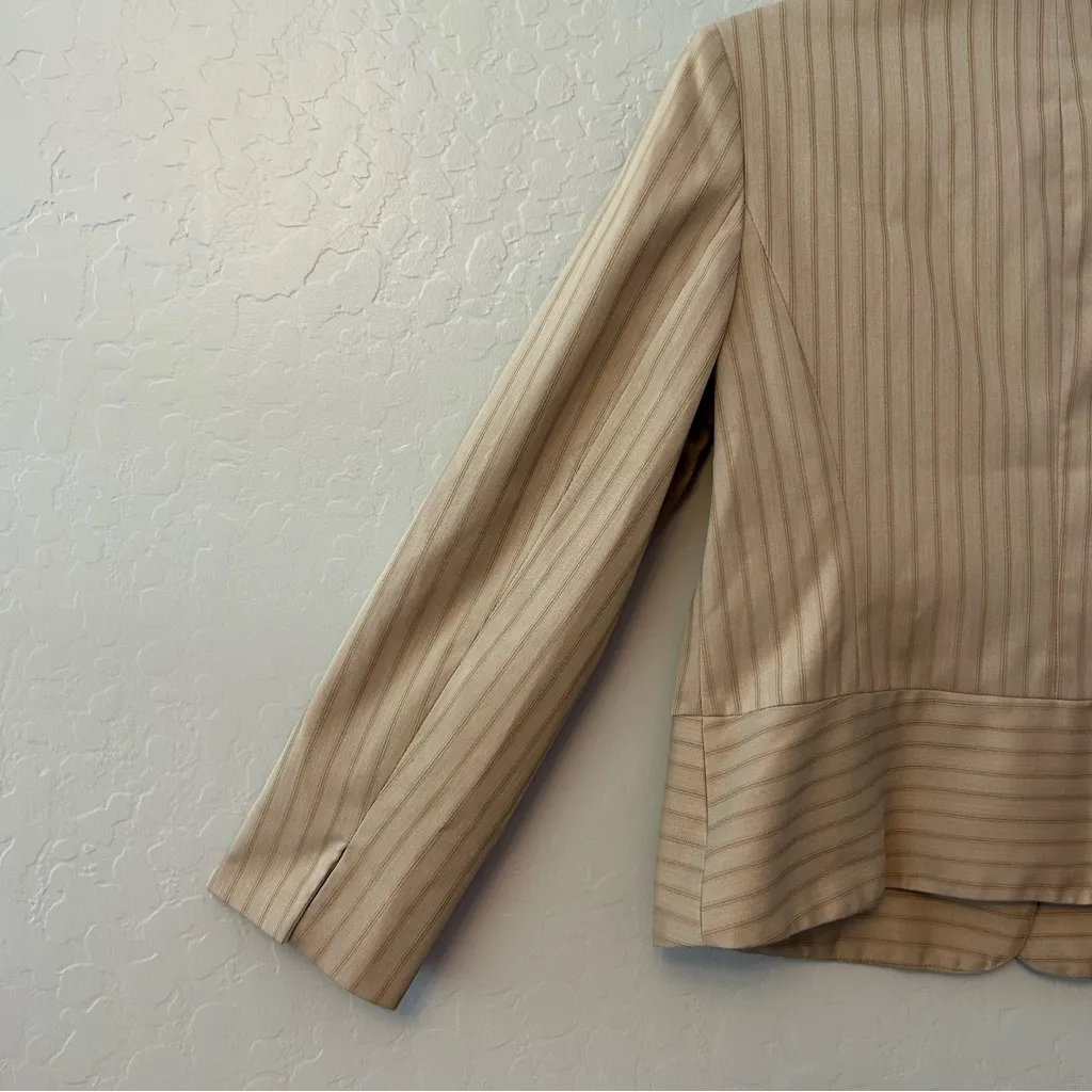 ⭐️Evan-Picone tan striped stretch blazer jacket with 4 button front size 12 - Image 11