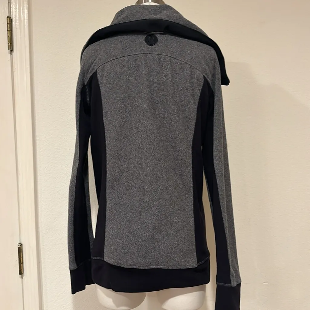 Lululemon Post Chaturanga Pullover in Black / Ambient Grey / Black - Image 13